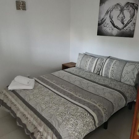 1 Bedroomed Apartment - Ocean View - Oura - Beach 阿尔布费拉 外观 照片
