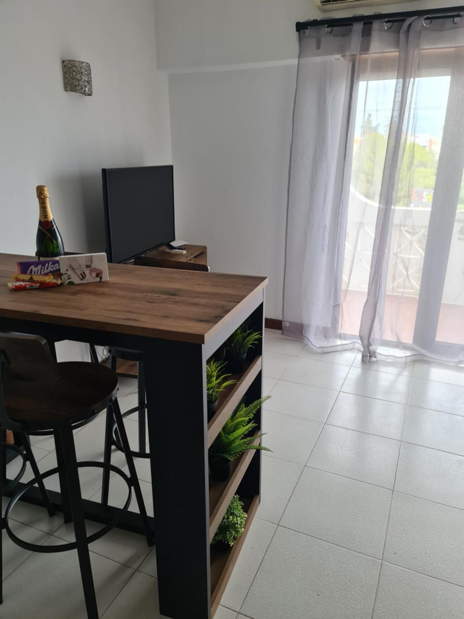 1 Bedroomed Apartment - Ocean View - Oura - Beach 阿尔布费拉 外观 照片