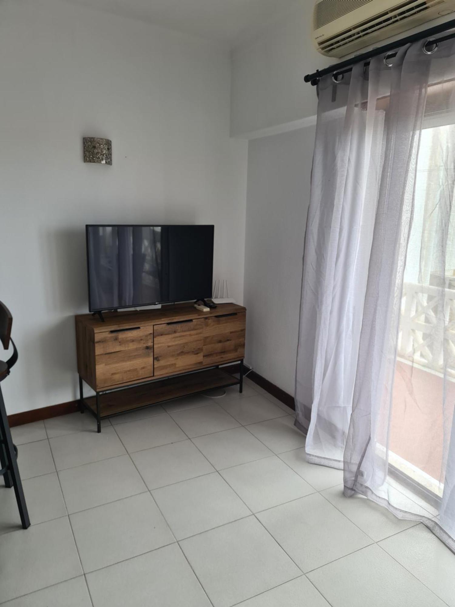 1 Bedroomed Apartment - Ocean View - Oura - Beach 阿尔布费拉 外观 照片